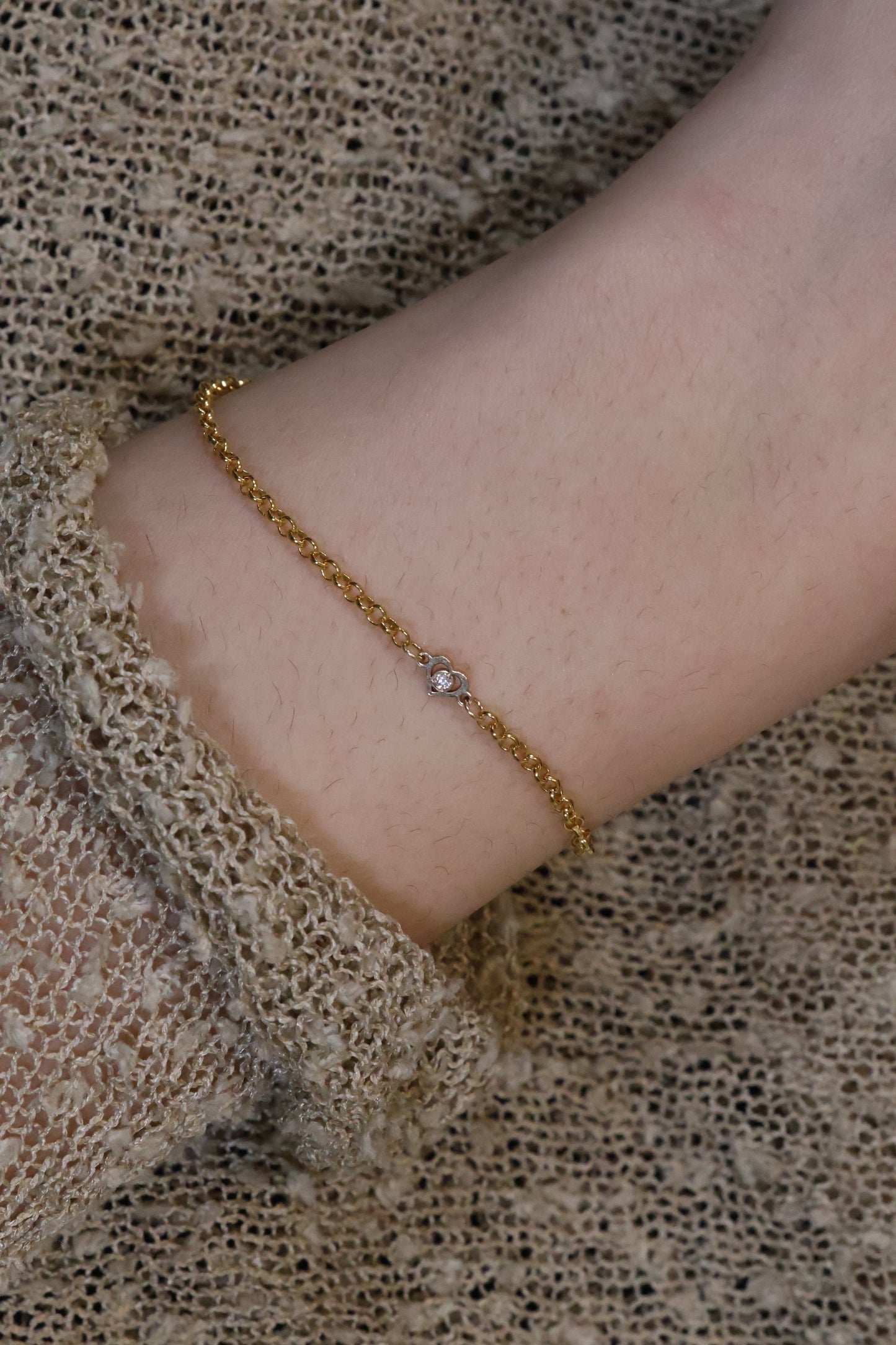 Personalisierte Armkette mit Herz Verbinder