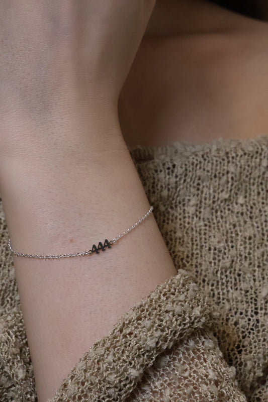 Personalisierte Armkette mit Angel Numbers