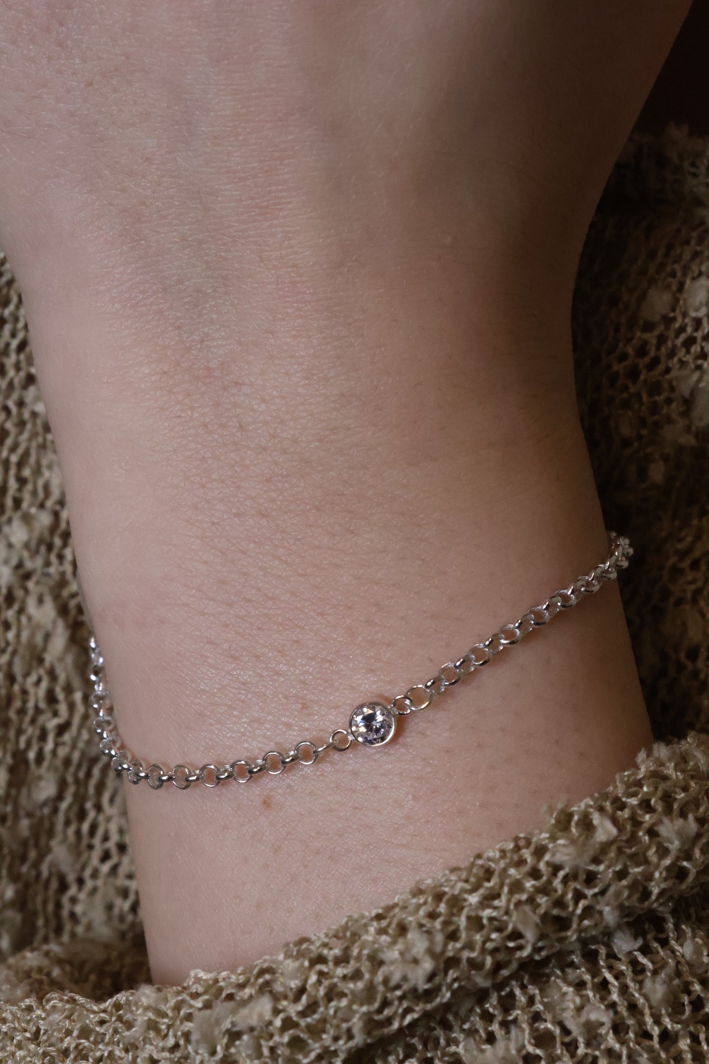 Personalisierte Armkette mit Monatsstein Verbinder