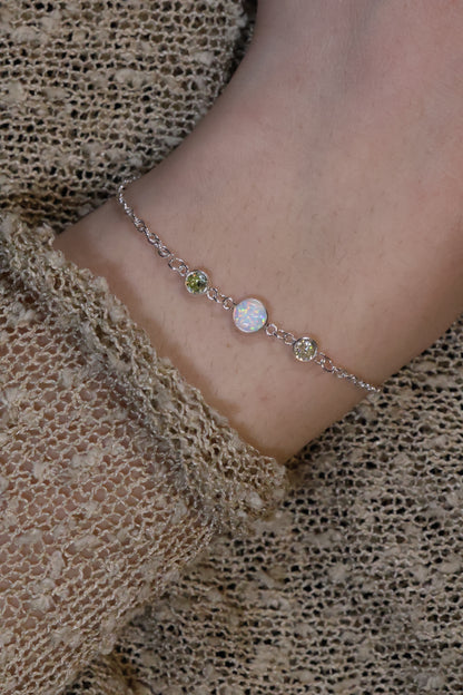 Personalisierte Armkette 3 Monatssteinen