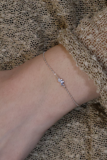 Personalisierte Armkette mit Schmetterling Verbinder