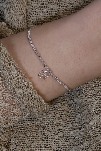 Personalisierte Armkette mit Hamsa Hand / Fatima Hand Anhänger