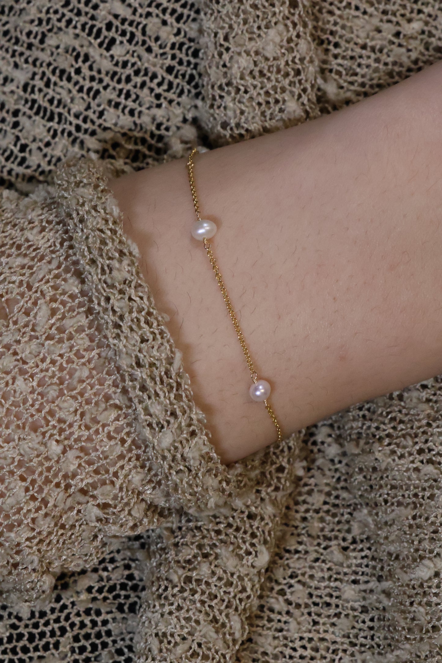 Personalisierte Armkette mit Perlen