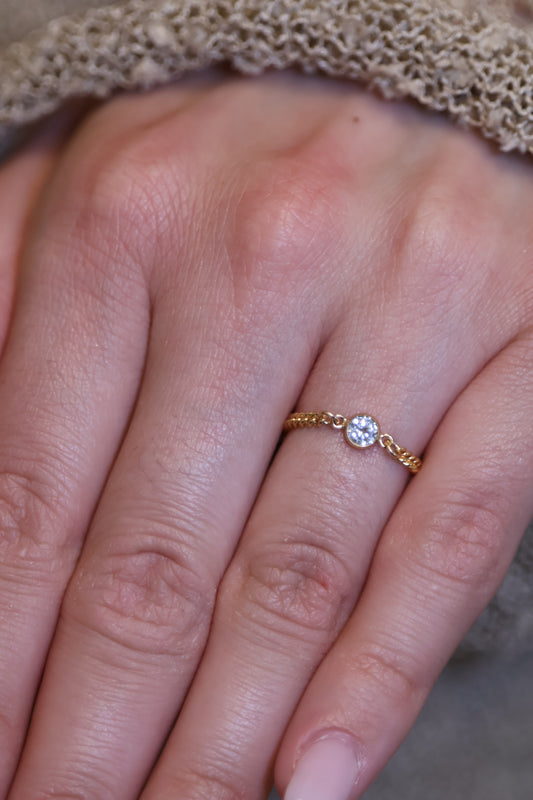 Personalisierter Ring mit Monatsstein Verbinder