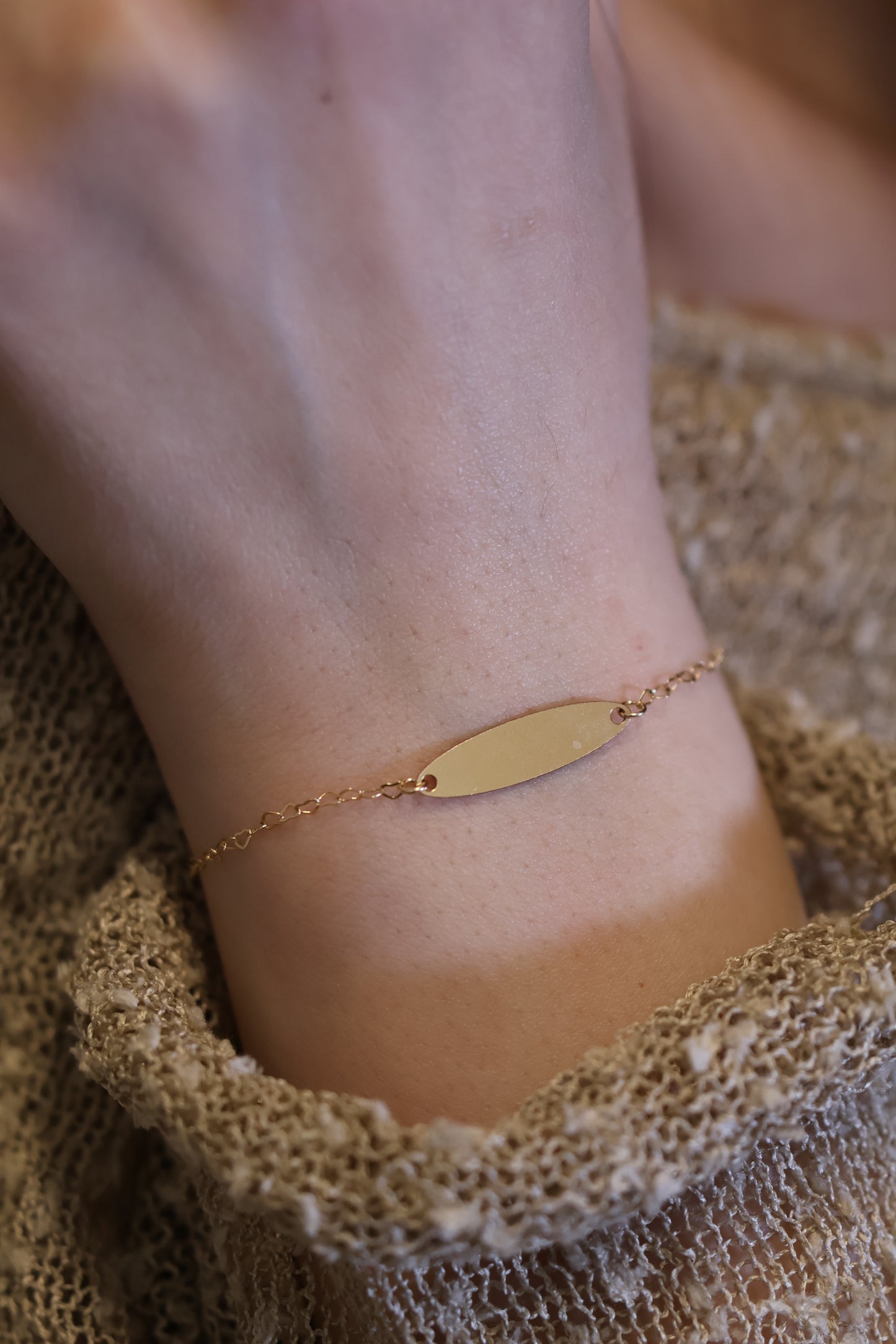 Personalisierte Armkette mit Gravur