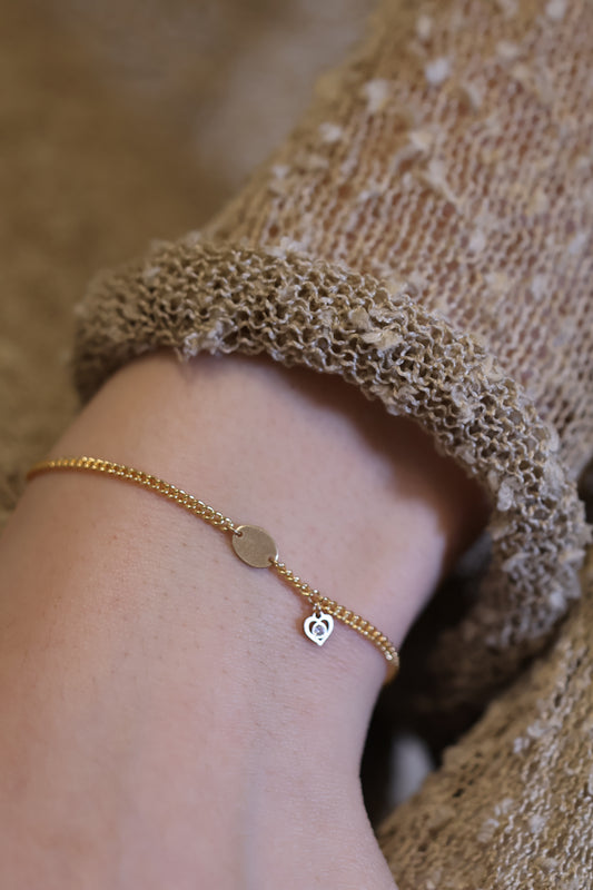 Personalisierte Armkette mit Gravur und Herz-Anhänger