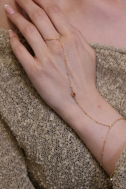 Personalisierte Hand Chain mit Monatsstein Verbinder