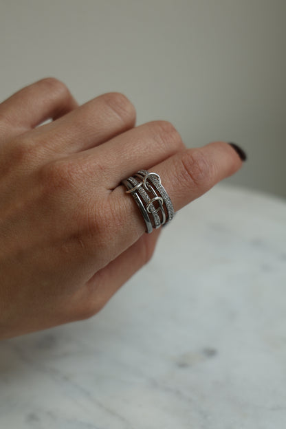Connected Ring Silber