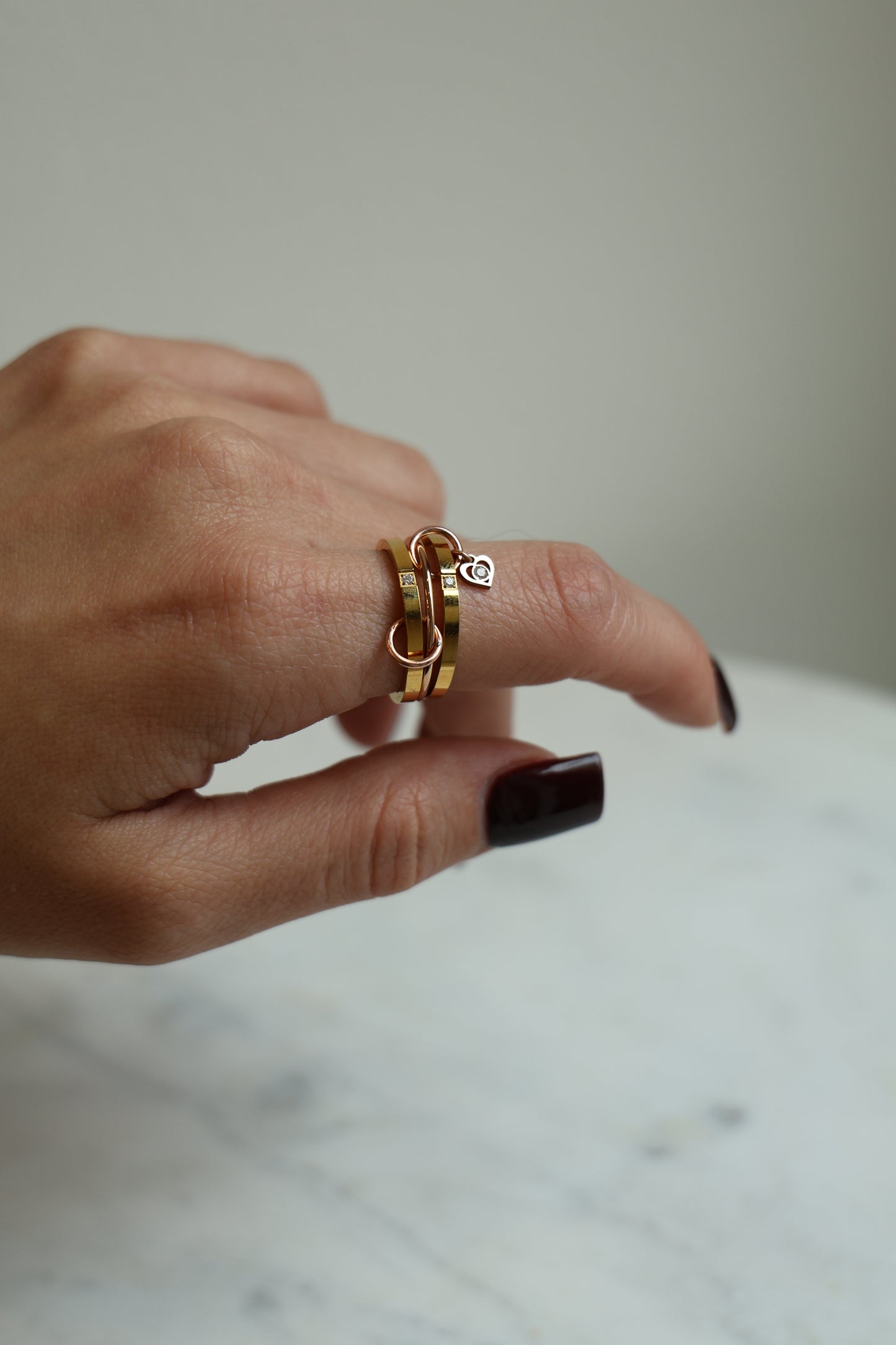 Connected Ring Gold & Rosegold mit Herz Anhänger