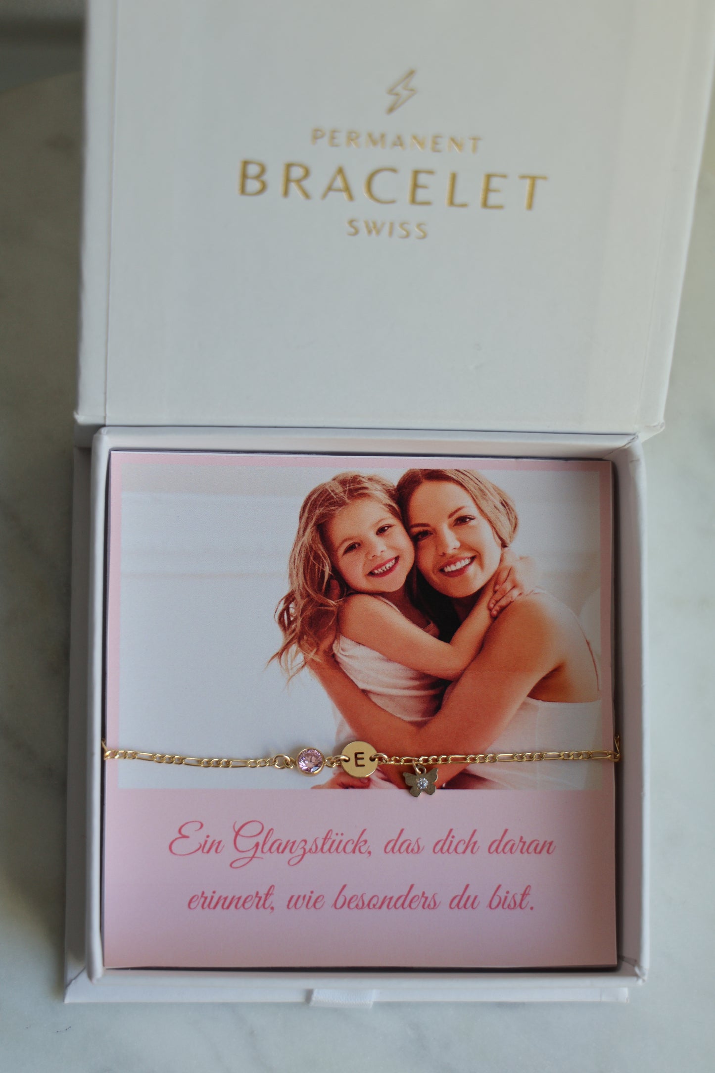 Personalisierte Kinder Armkette mit Buchstabe, Monatsstein und Schmetterling